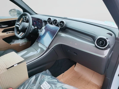 10 - Mercedes-Benz GLC Cascioli Group