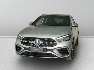 1 - Mercedes-Benz GLA Cascioli Group