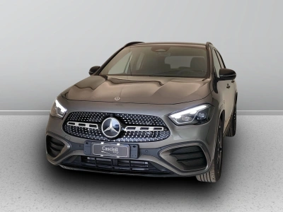 1 - Mercedes-Benz GLA Cascioli Group
