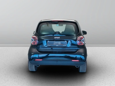 4 - smart fortwo Cascioli Group