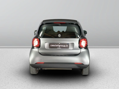 5 - smart fortwo Cascioli Group