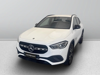 1 - Mercedes-Benz GLA Cascioli Group