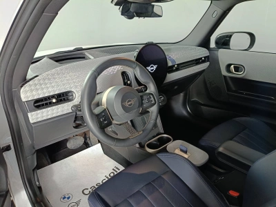 7 - MINI Cooper Cascioli Group