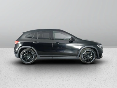 3 - Mercedes AMG GLA Cascioli Group