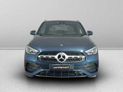2 - Mercedes-Benz GLA Cascioli Group