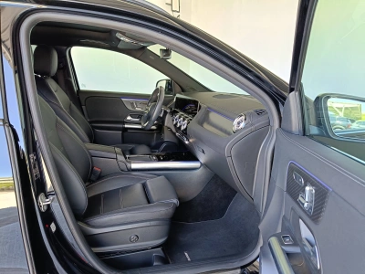 10 - Mercedes-Benz GLA Cascioli Group
