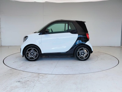3 - smart fortwo Cascioli Group