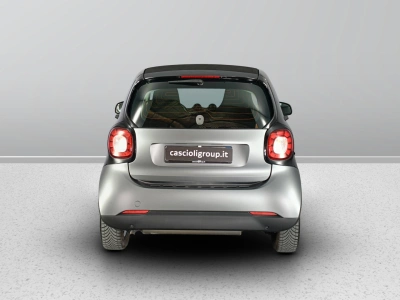 5 - smart fortwo Cascioli Group