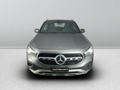 2 - Mercedes-Benz GLA Cascioli Group