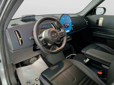 7 - MINI Countryman Cascioli Group