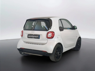 4 - smart fortwo Cascioli Group