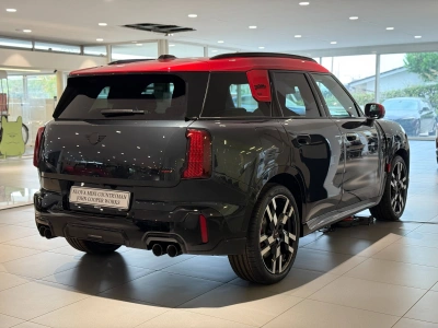 6 - MINI Countryman Cascioli Group