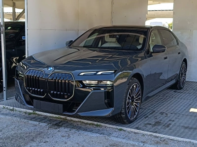 1 - BMW Serie 7 Cascioli Group