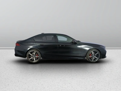 6 - BMW Serie 5 Cascioli Group