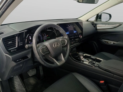 7 - Lexus NX Cascioli Group