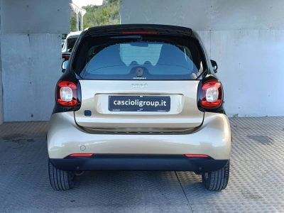 5 - smart fortwo Cascioli Group
