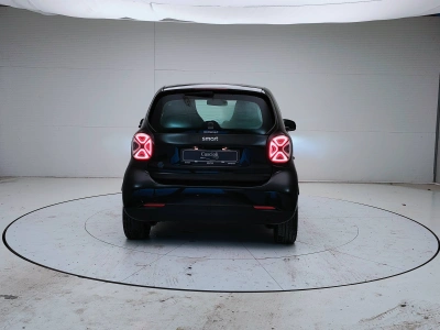 4 - smart fortwo Cascioli Group