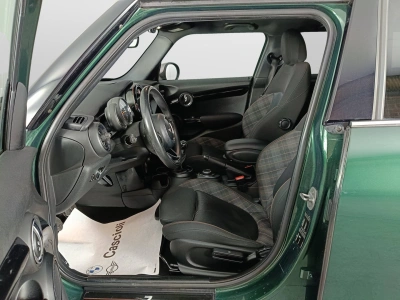 8 - MINI Cooper Cascioli Group