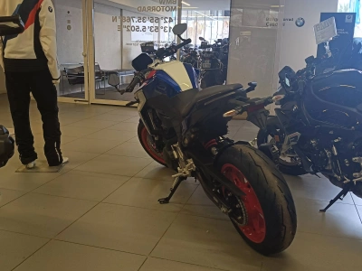 2 - BMW Motorrad R Cascioli Group