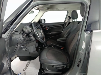 8 - MINI Cooper Cascioli Group