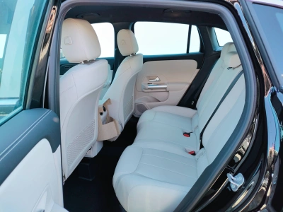 8 - Mercedes-Benz GLA Cascioli Group