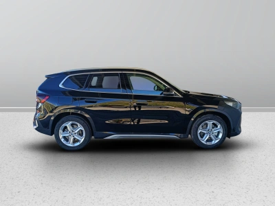 3 - BMW iX1 Cascioli Group