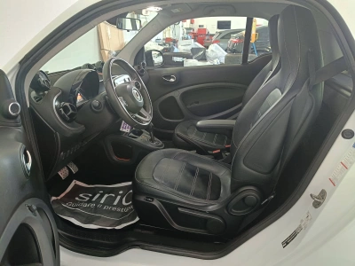 8 - smart fortwo Cascioli Group
