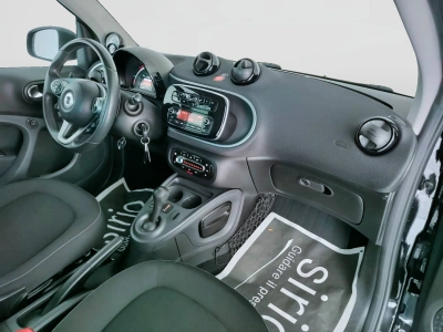 9 - smart fortwo Cascioli Group