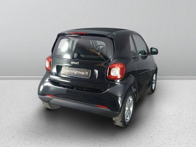5 - smart fortwo Cascioli Group