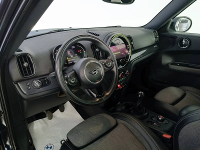 7 - MINI Countryman Cascioli Group