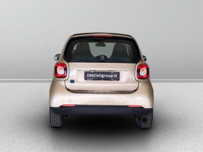 4 - smart fortwo Cascioli Group