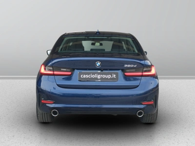 5 - BMW Serie 3 Cascioli Group