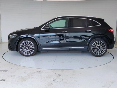 8 - Mercedes-Benz GLA Cascioli Group