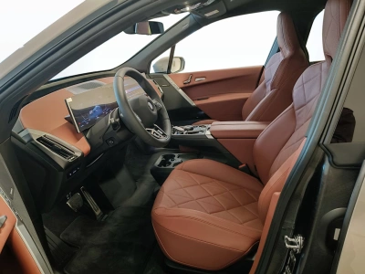 8 - BMW IX Cascioli Group