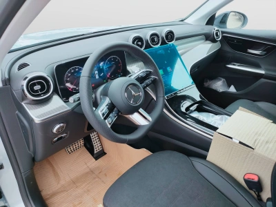10 - Mercedes-Benz GLC Cascioli Group