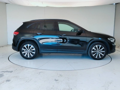 4 - Mercedes-Benz GLA Cascioli Group