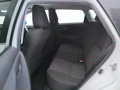 10 - Toyota Auris Cascioli Group