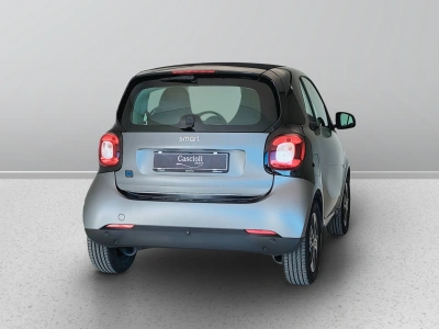 6 - smart fortwo Cascioli Group