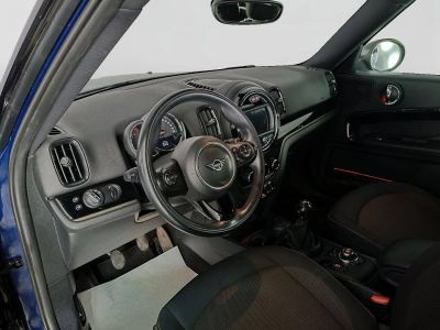 7 - MINI Countryman Cascioli Group