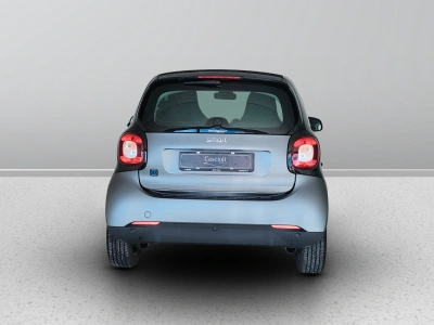 4 - smart fortwo Cascioli Group