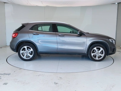 4 - Mercedes-Benz GLA Cascioli Group