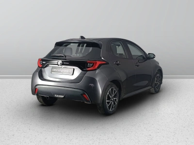 4 - Toyota Yaris Cascioli Group