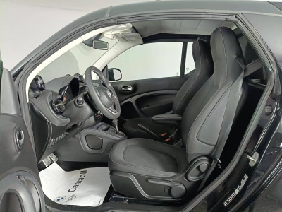 8 - smart fortwo Cascioli Group