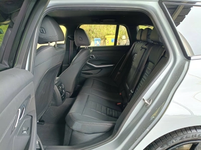 9 - BMW Serie 3 Cascioli Group