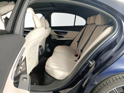 10 - Mercedes-Benz Classe E Cascioli Group