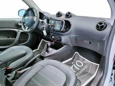 9 - smart fortwo Cascioli Group