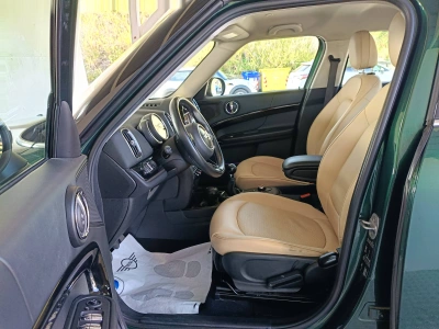 8 - MINI Countryman Cascioli Group