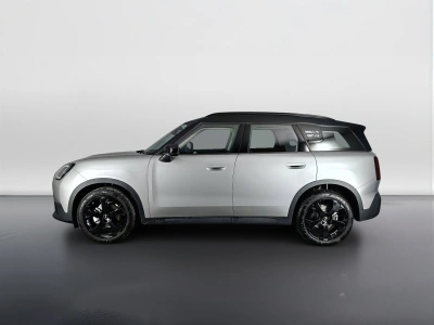 6 - MINI Countryman Cascioli Group