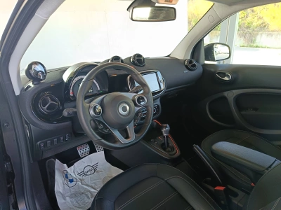 7 - smart fortwo Cascioli Group