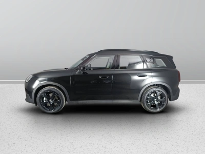 6 - MINI Countryman Cascioli Group